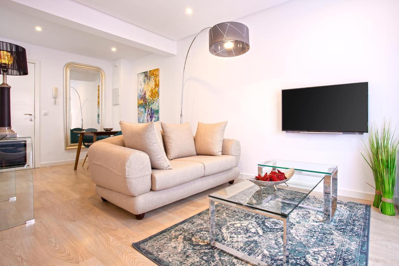 Genteel Home Santa Marta Sevilla Buitenkant foto